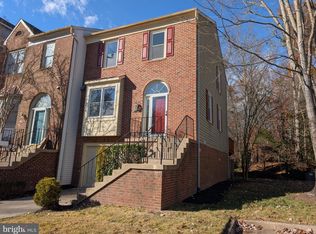 8108 Squirrel Run Rd, Springfield, VA 22152