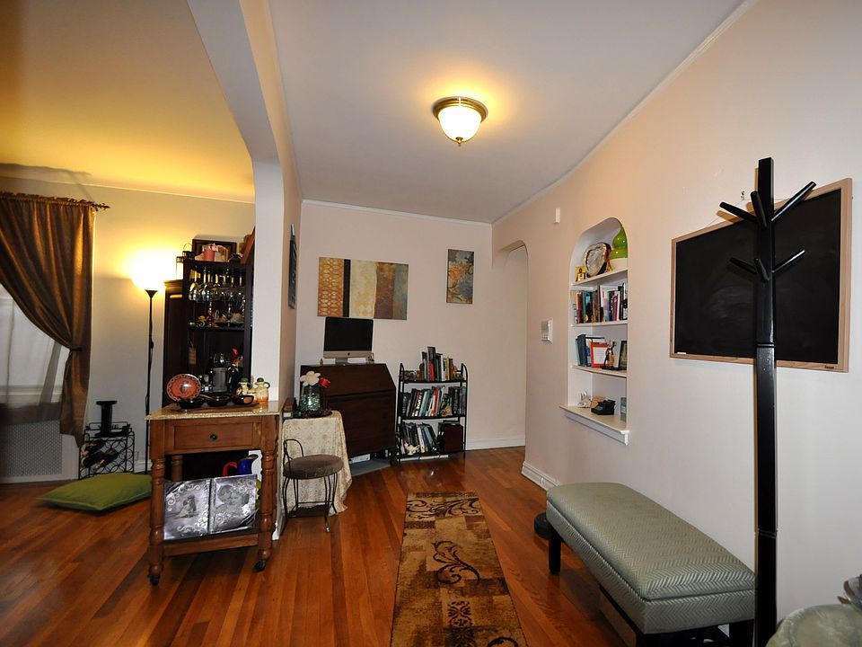 1st image of 11811 84th Ave APT 211