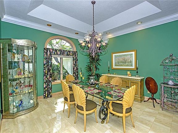 5th image of 6698 SE Barrington Dr