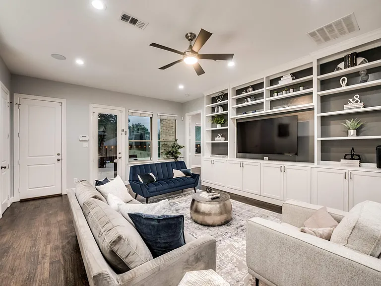 987 Little Den Dr — Photo 6