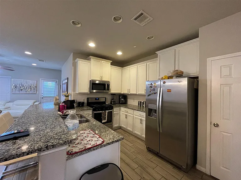 2304 S Lakeline Blvd #243 — Photo 8