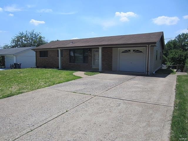 1st image of 9557 Montbrook Dr