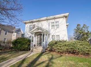 910 State St, Cedar Falls, IA 50613