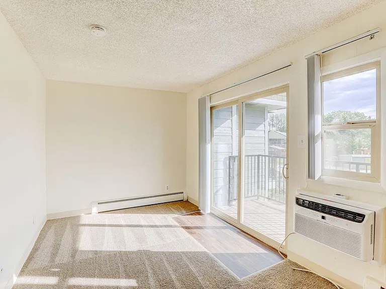 Ralston Park Apartments — Photo 27