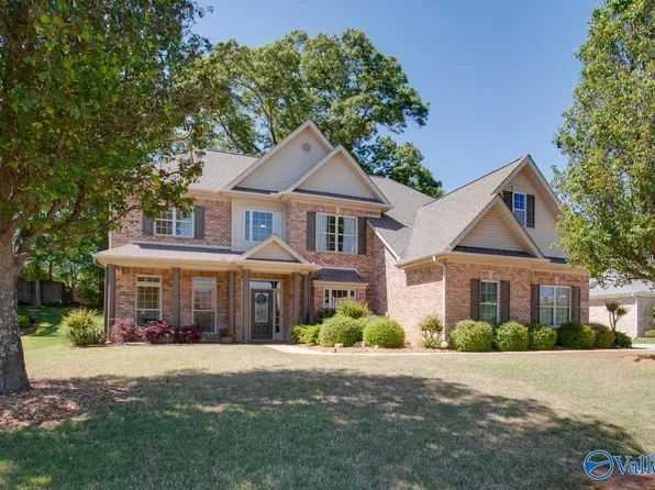 4705 River Ridge Blvd SE, Owens Cross Roads, AL 35763