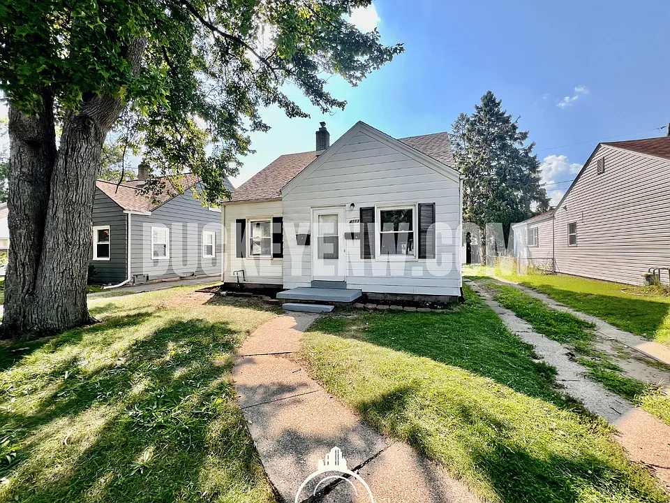4113 Vogel Dr