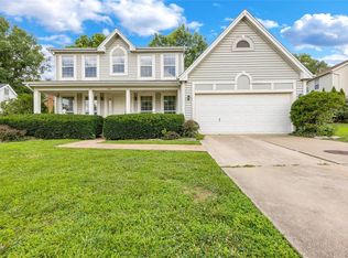 13101 Barrett Meadows Dr, Ballwin, MO 63021