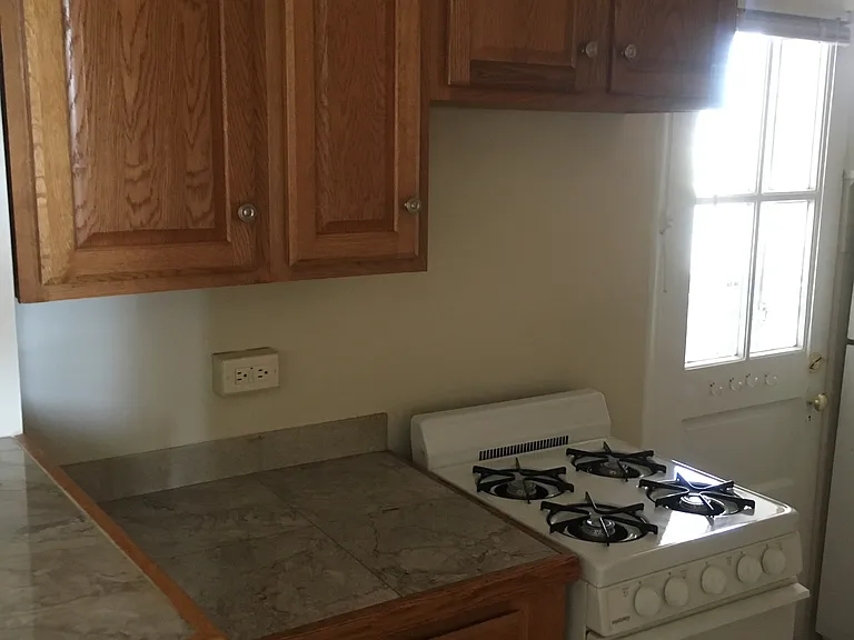 3426 W Grace St #11 — Photo 12