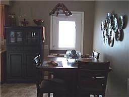 Eat In Kitchen
