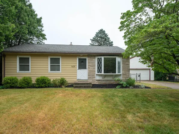 1628 Turwill Ln, Kalamazoo, MI 49006