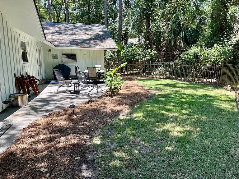 5 Brooks Ln — Photo 14