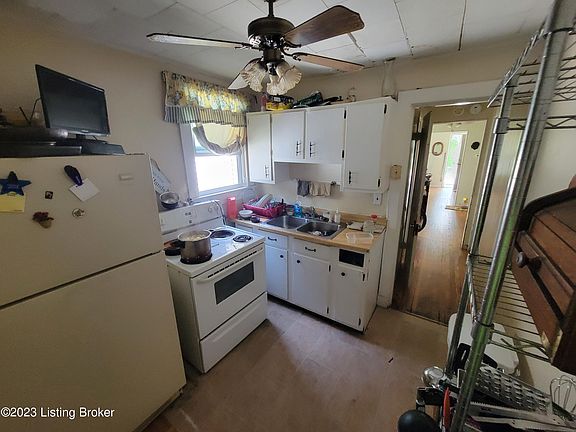 5th image of 4009 W Main St