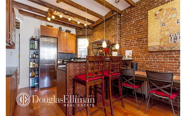 Sold by Douglas Elliman | media 16