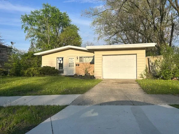 323 Windsor St, Park Forest, IL 60466