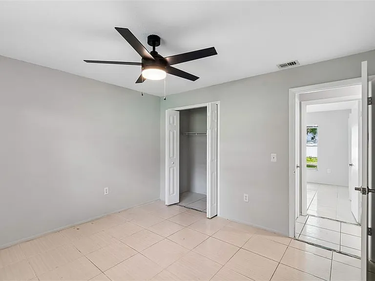 400 E Silver Star Rd — Photo 44