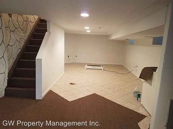 5th image of 4930 Kershaw St