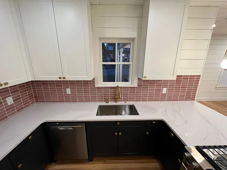 701 Harris Ave — Photo 9