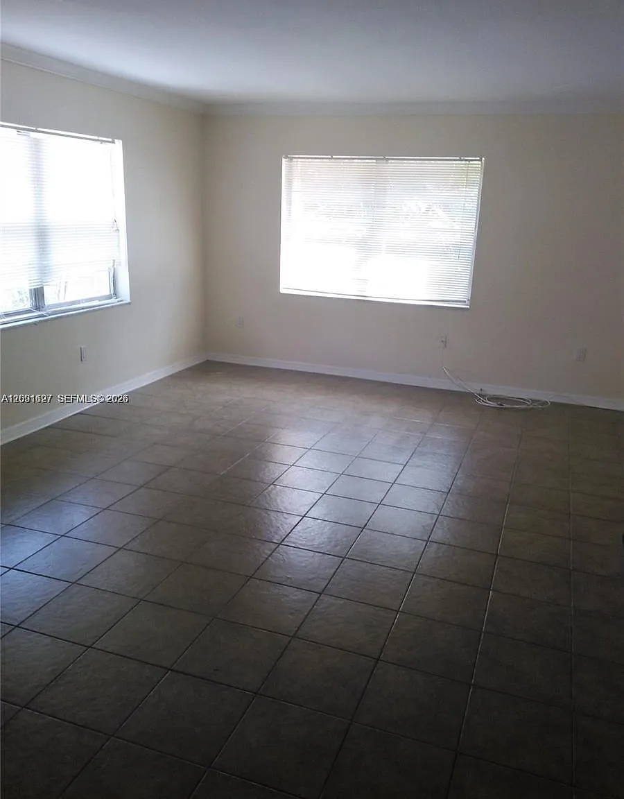 Cornell Condo — Photo 1