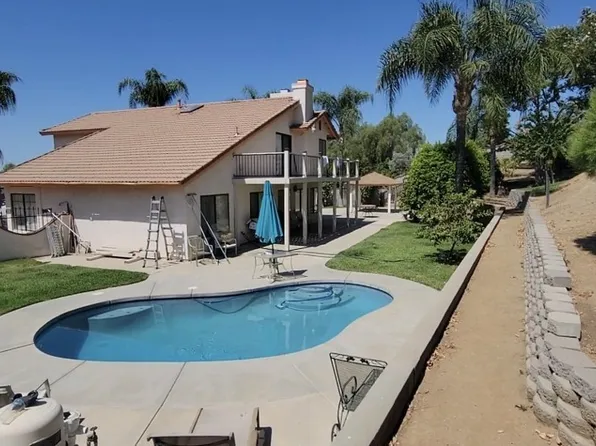 11320 Ridgemont Dr, Moreno Valley, CA 92557