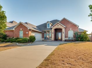 626 Saddlebrook Dr, Desoto, TX 75115