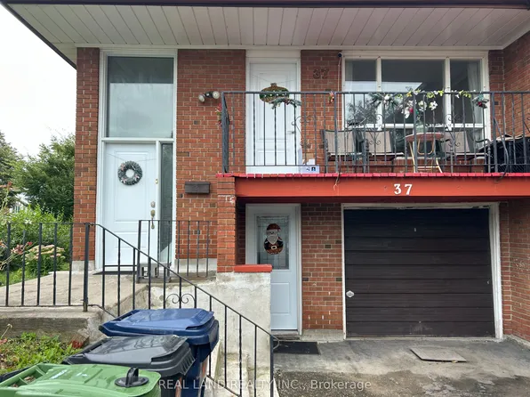 37 Pawnee Ave, Toronto, ON M2H 3C6