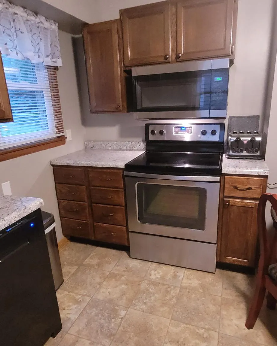 505 Kendall St — Photo 4
