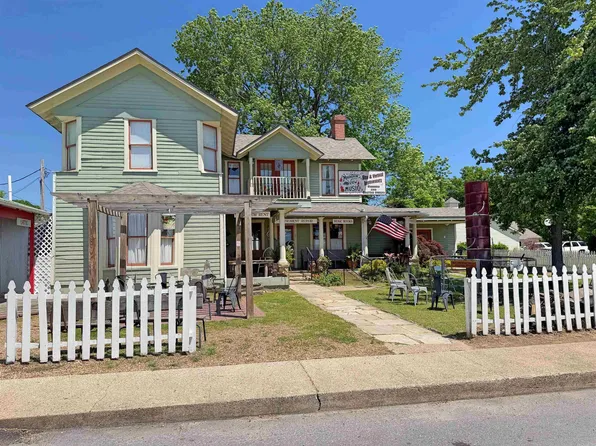 123 W Washington St, Mountain View, AR 72560