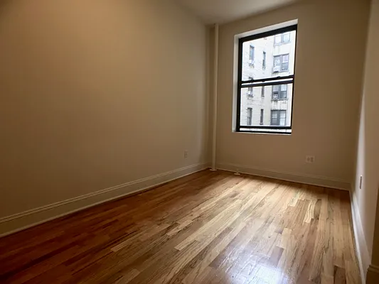 Rented by Sovereign Associates | media 9