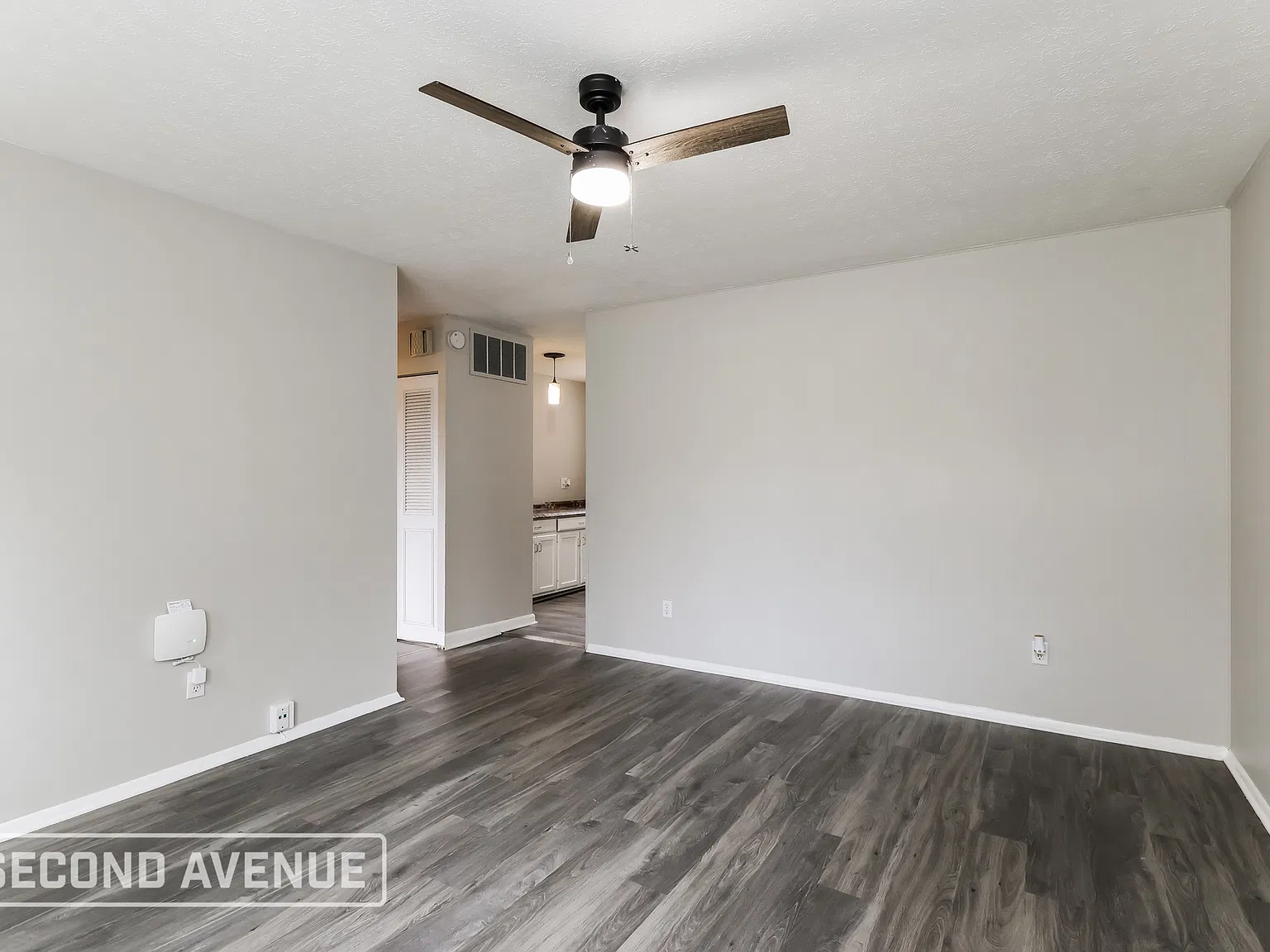 3 bed, 1.0 bath, 1152 sqft, $1,489 — Photo 3