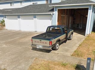 637 SW 9th St #11390397, Newport, OR 97365