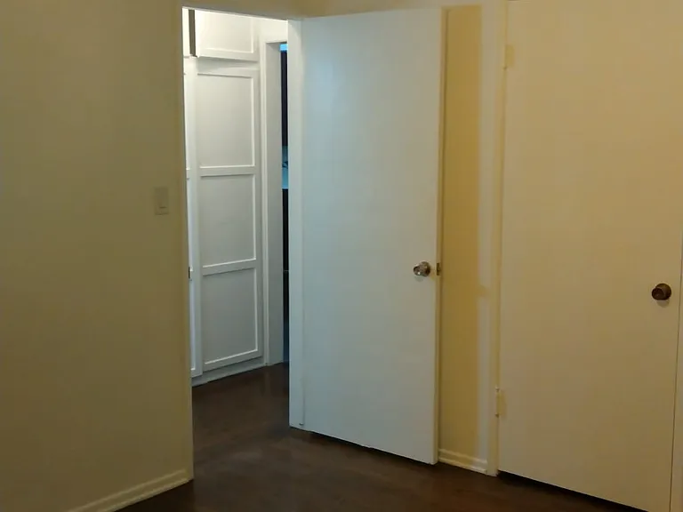 7518 Norton Ave #5 — Photo 6