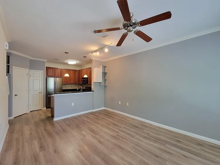9200 Westheimer Rd #305 — Photo 13