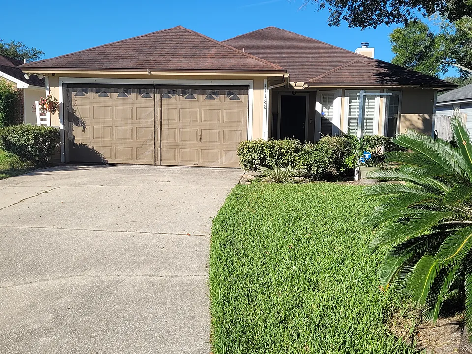 11188 Wandering Oaks Dr