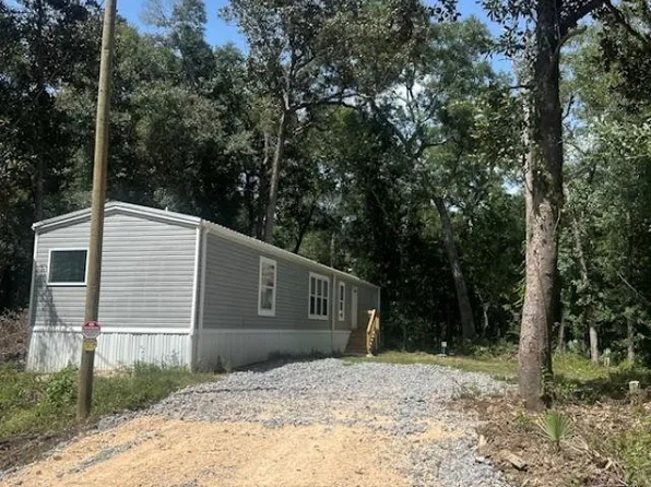 91 Little Ln, Shepherd, TX 77371