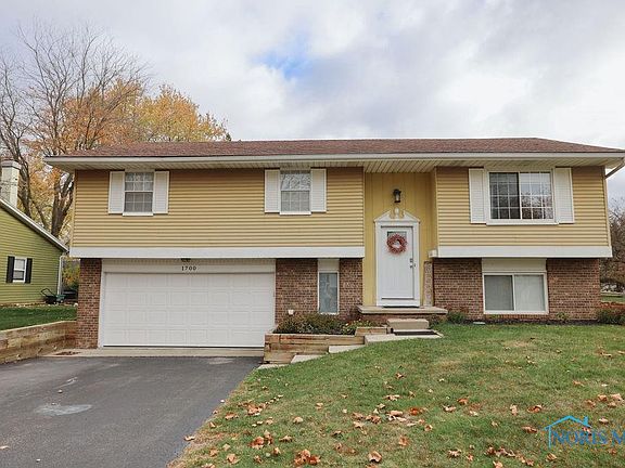 2nd image of 1700 Christopher Ln