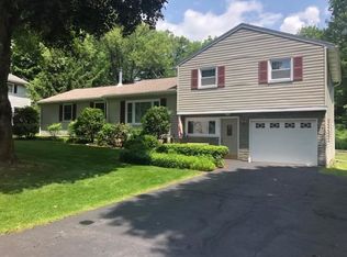 138 Pine Knoll Rd, Endicott, NY 13760
