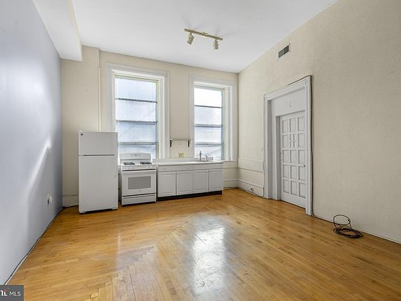 5th image of 2512 E Lehigh Ave #1