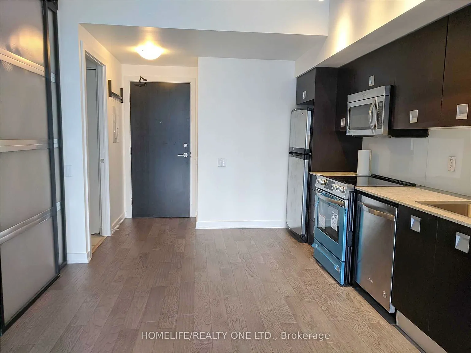 2 bed, $2,800 — Photo 4