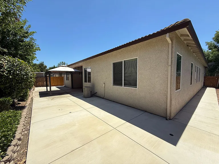 3113 Alpha Ct — Photo 43