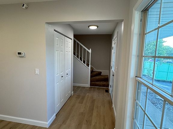 5th image of 1194 Knollwood Dr