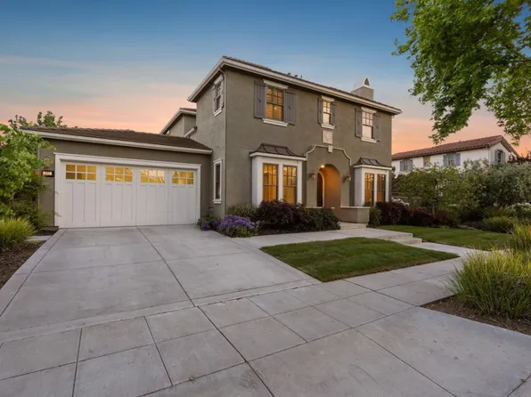 171 April Ln, Mountain View, CA 94040