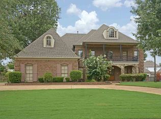 632 Hawks Peaks Rd, Collierville, TN 38017