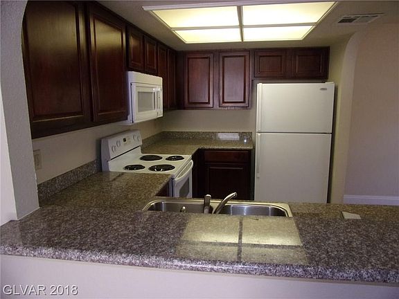 3rd image of 1911 Bluegill Way Unit A