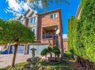 18 Orchid Rd, Markham, ON L3T 7T6