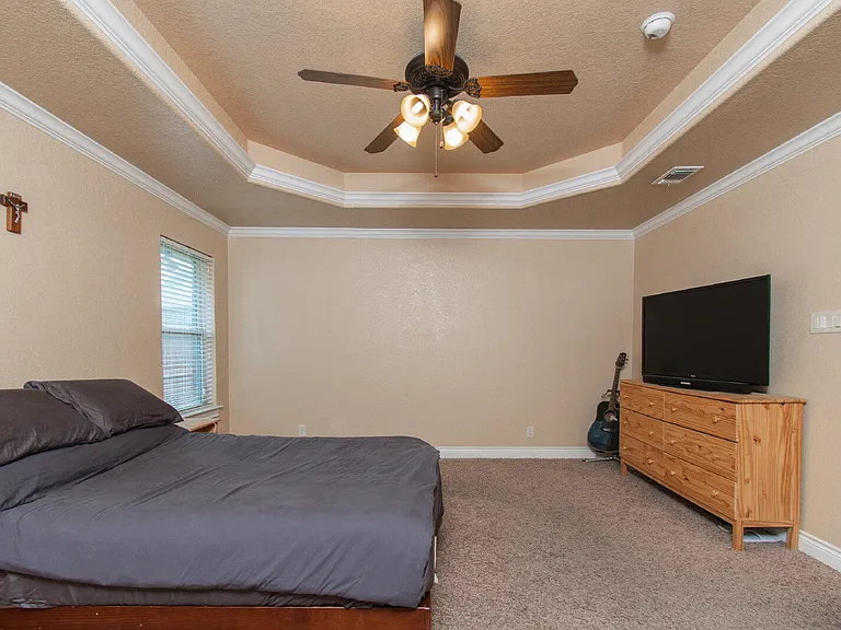 2513 Jackson Dr — Photo 12