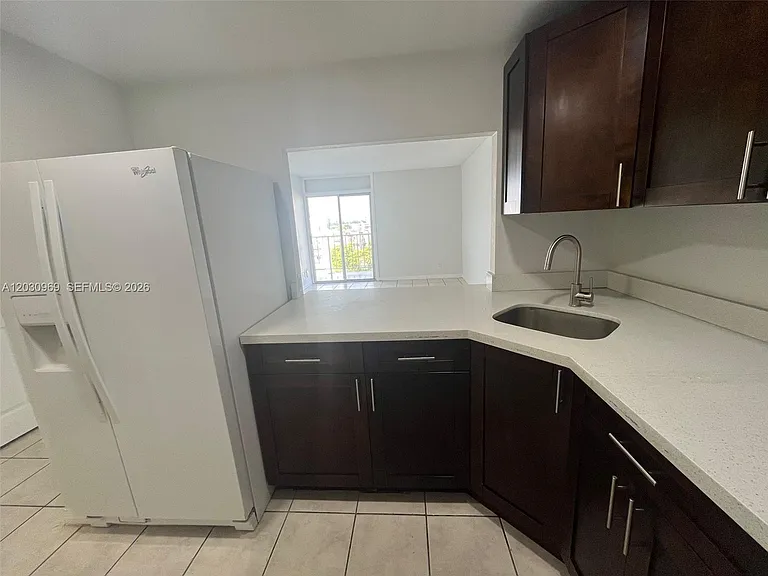 801 NW 47th Ave #820W — Photo 3