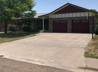 819 N Stever St, Ulysses, KS 67880