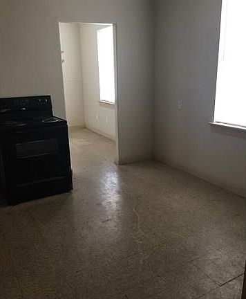 5th image of 2467 N Tonti St