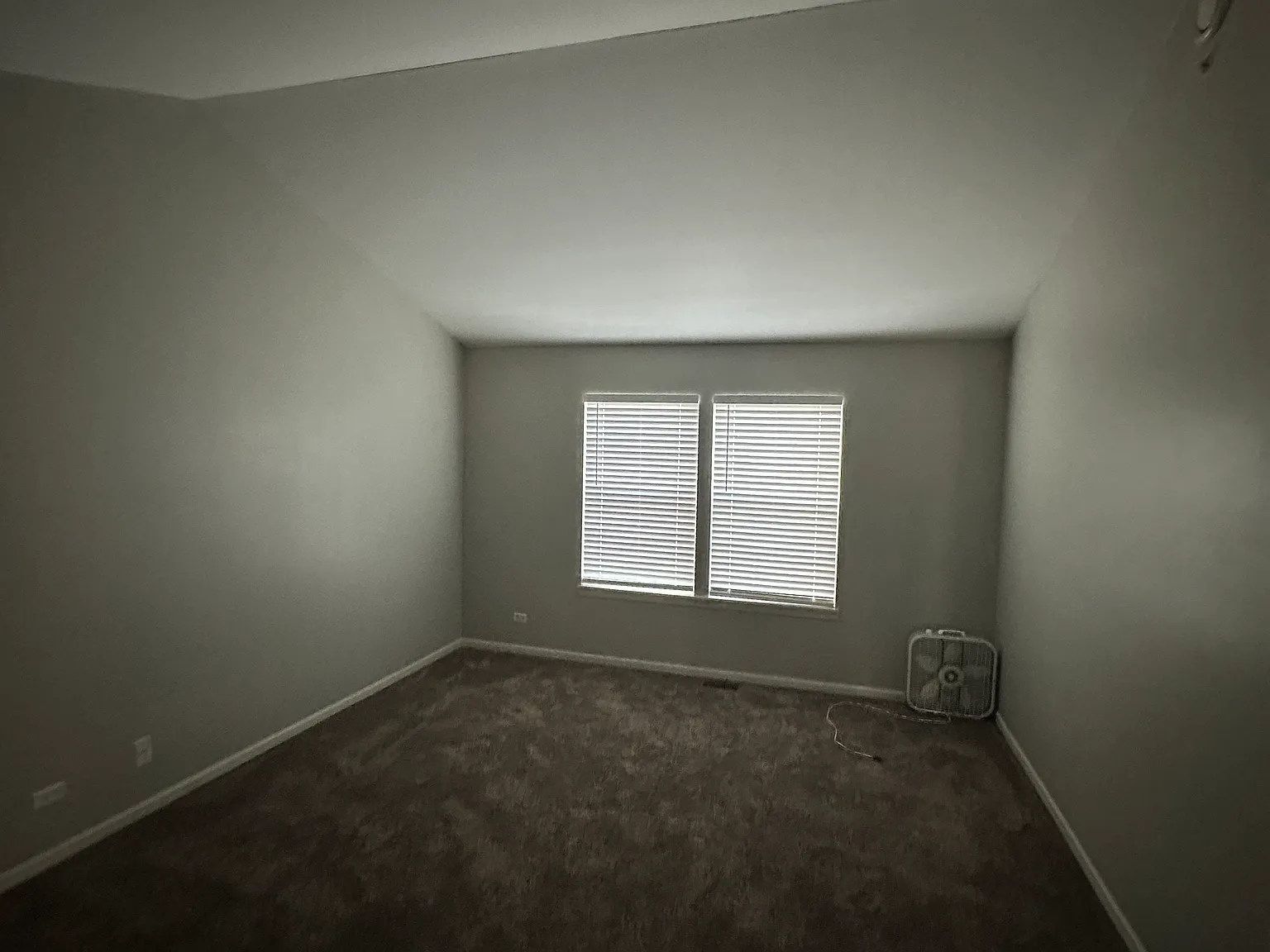 3 bed, 2.5 bath, 1638 sqft, $2,900 — Photo 3