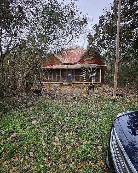 1st image of 177 Fairground Rd